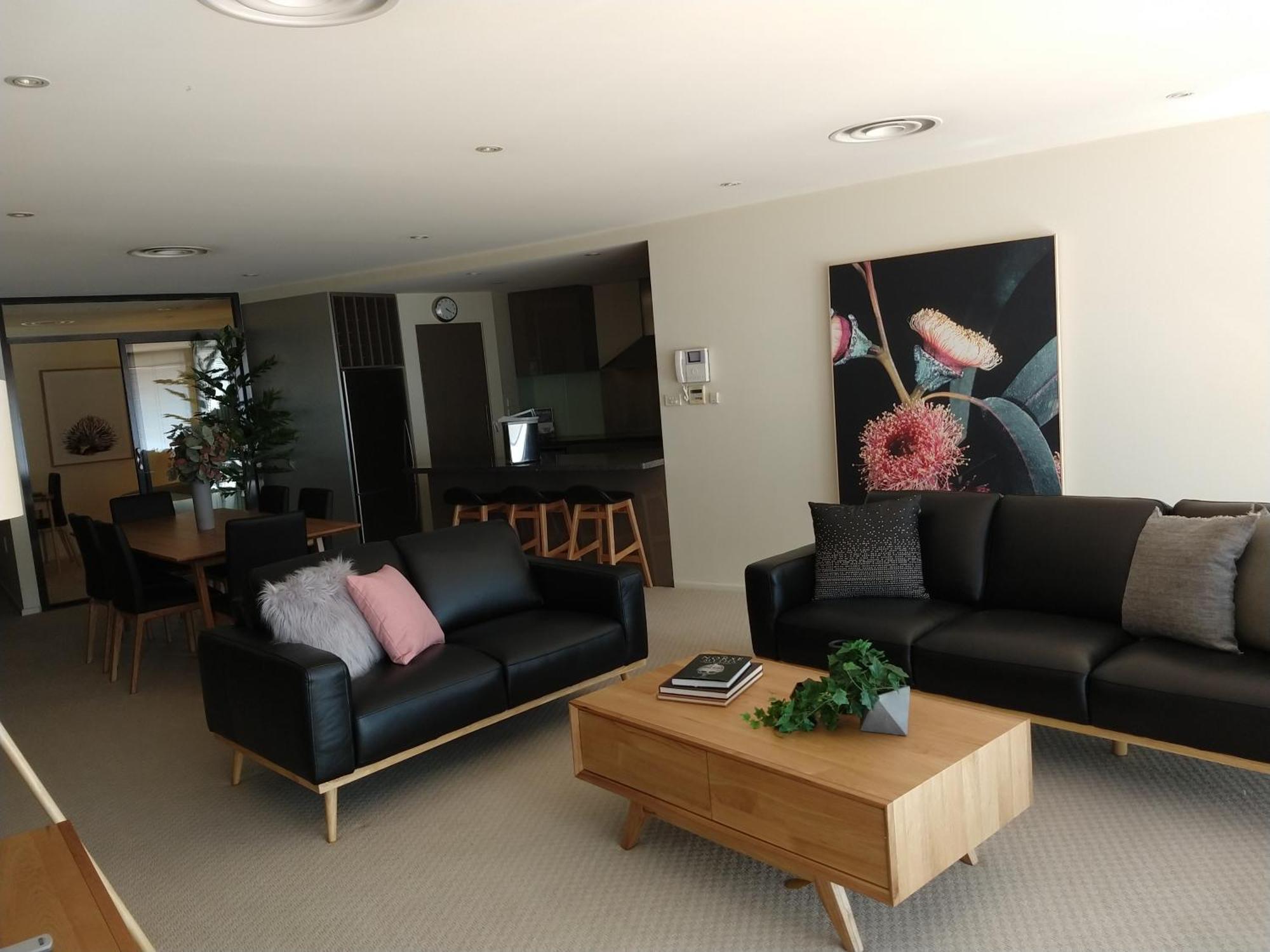 Sullivans Cove 5*